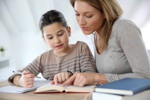 Помош при читање, математика и домашна работа во основно училиште