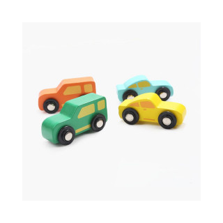 Дрвена играчка - камион за превоз на автомобили 