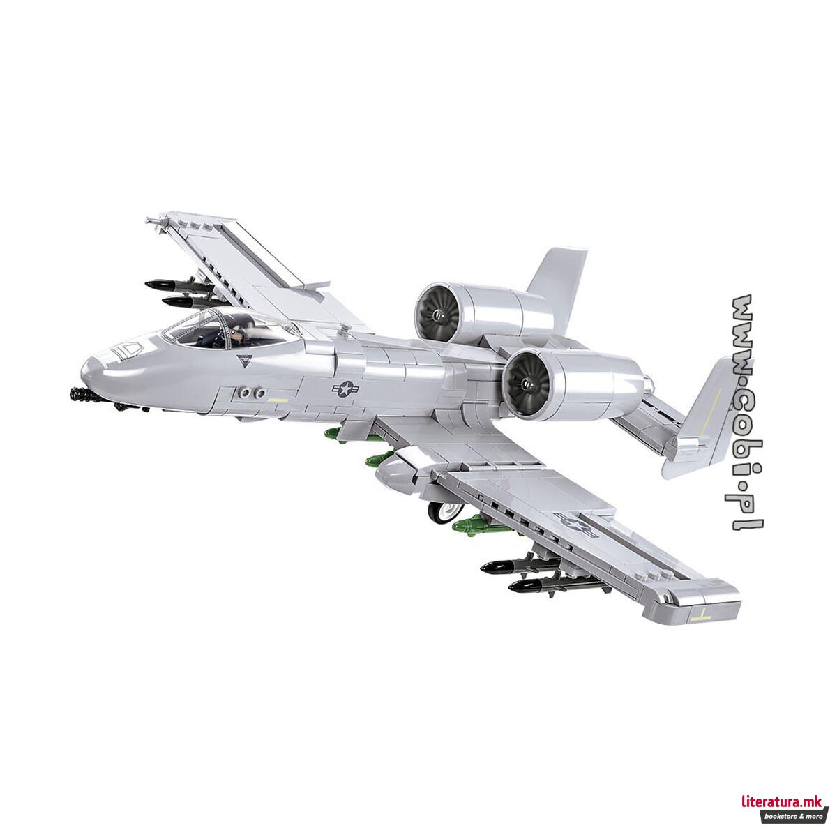 Коцки за градба, Armed Forces, A-10 Thunderbolt II Warthog, 568 парчиња 